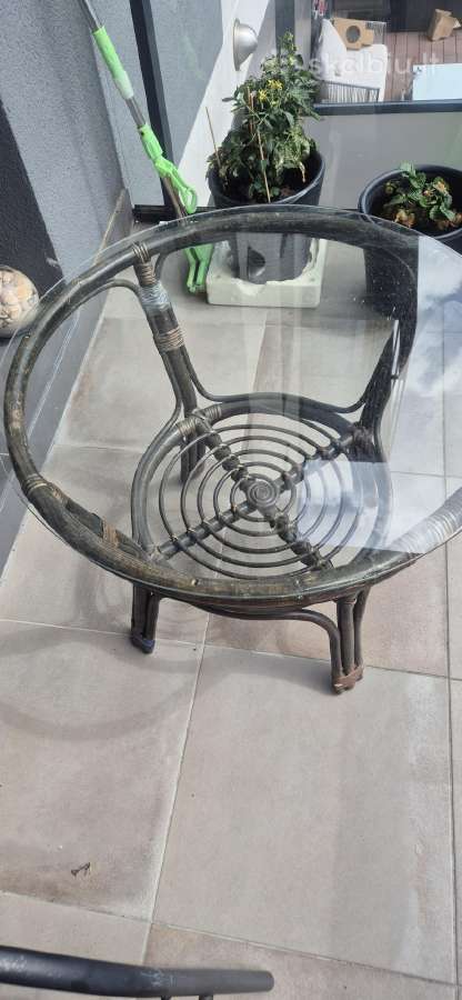 Lauko baldai