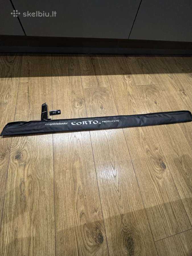 Graphiteleader corto prototype