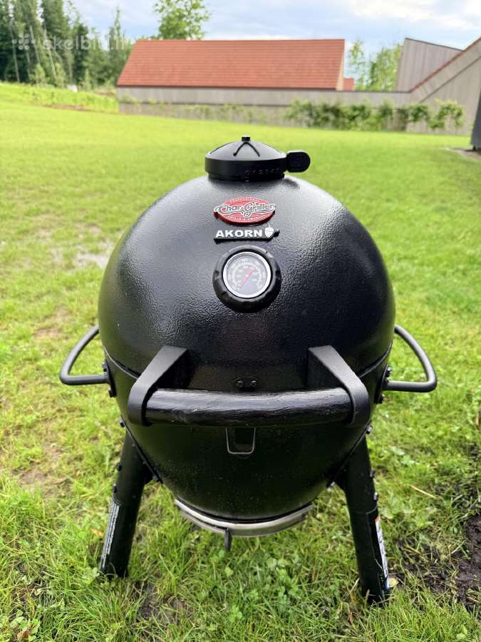 Kamado grill