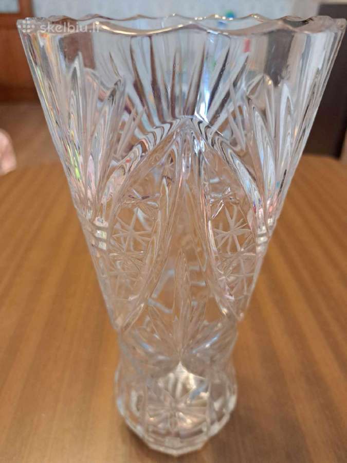 Krištolinė vaza