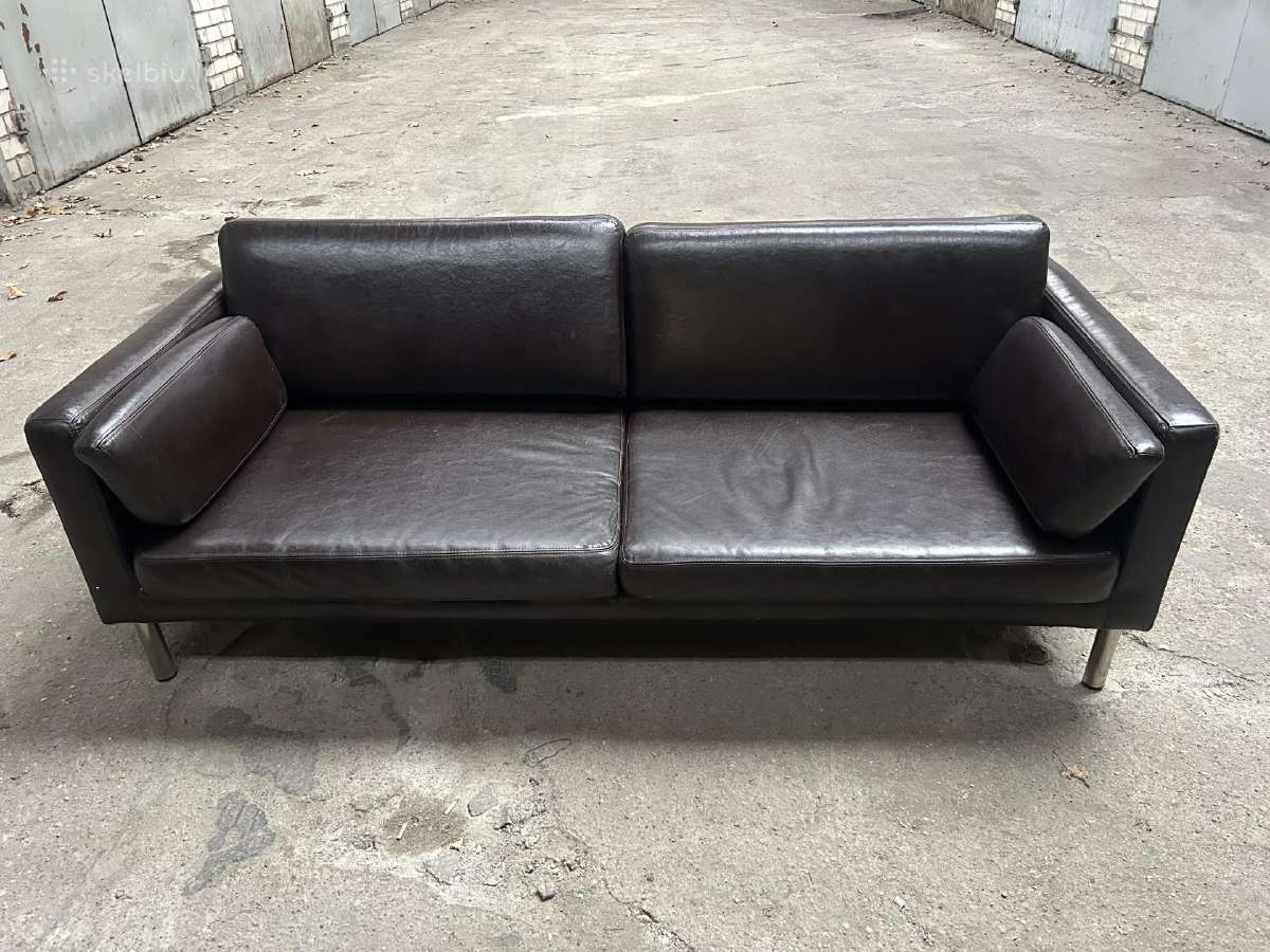 Naudota sofa