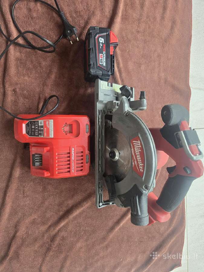 Milwaukee M18 Ccs55