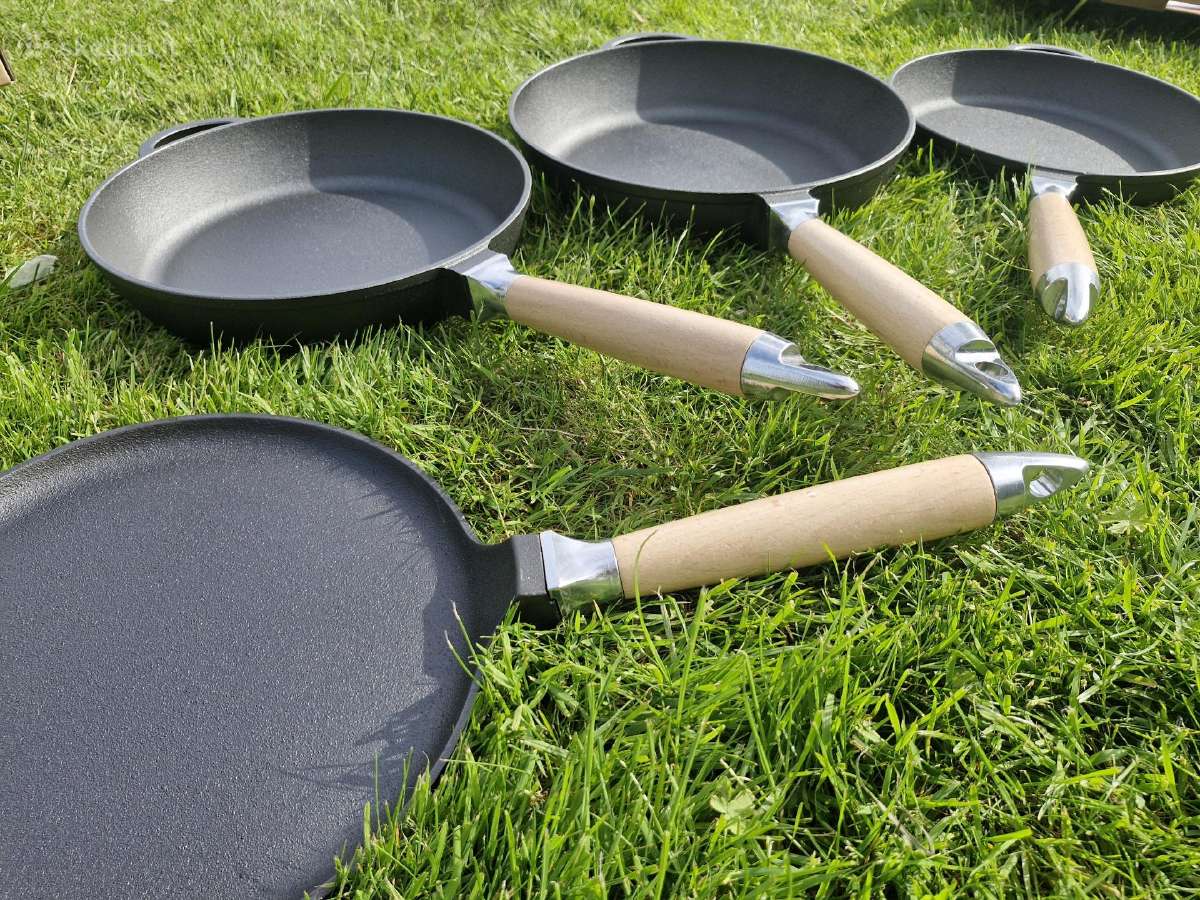 Ketaus špyžinės keptuvės Bigpan 24,26,28 cm - nuotraukos Nr. 2