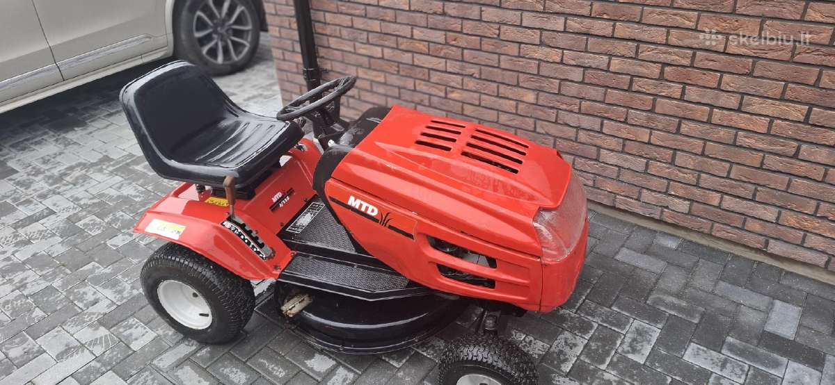 Parduodu tvatkinga Mtd J115 traktoriuka