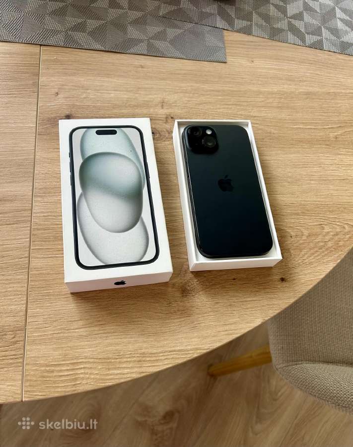 iPhone 15 256gb black