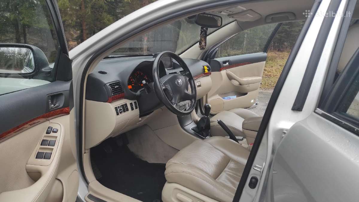 Parduodamas patikimas ir kasdien naudojamas Toyota - nuotraukos Nr. 8