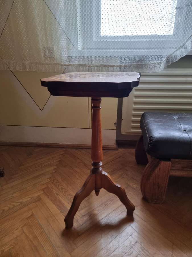 Vintažinis staliukas - nuotraukos Nr. 2