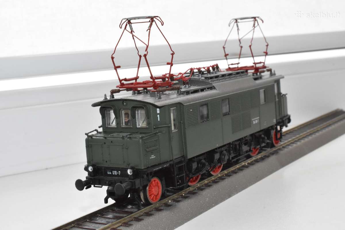 Piko elektrinis lokomotyvas Br 104 - nuotraukos Nr. 2