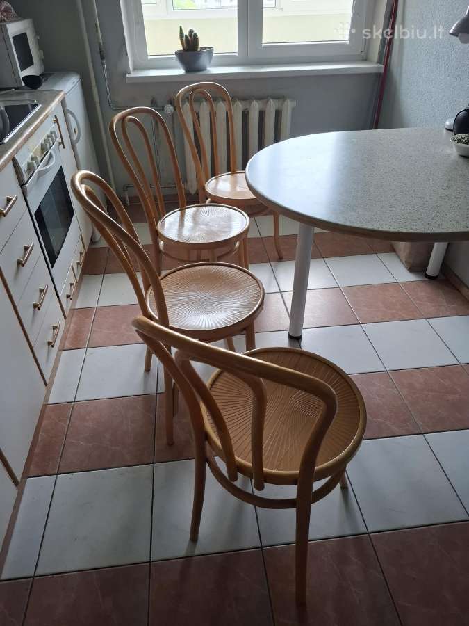 Parduodu kėdes