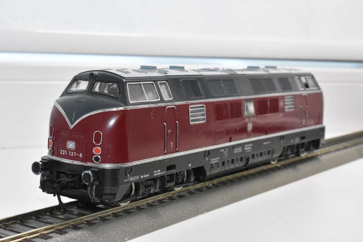 Fleischmann dyzelinis lokomotyvas Br 221 - nuotraukos Nr. 2