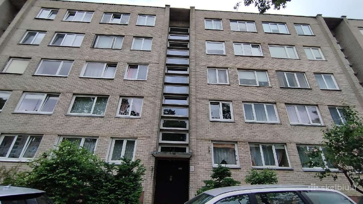 Parduodu 1 Kambario Buta