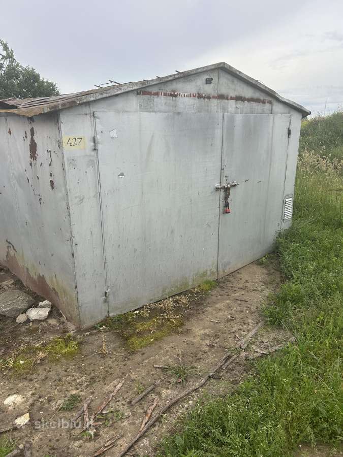 Metalinis garažas