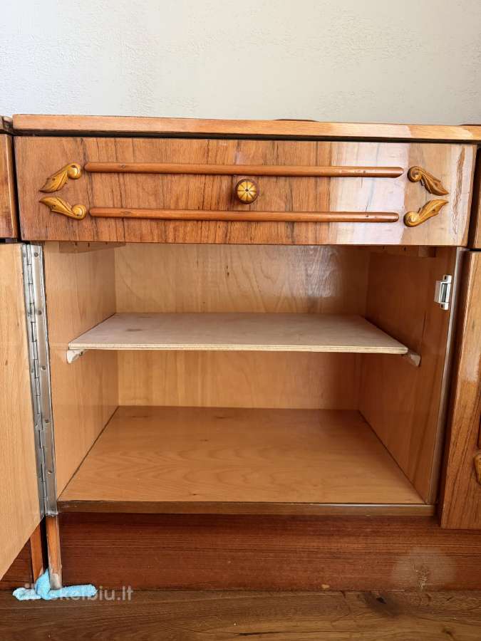 Miegamojo komoda ir dvi spintelės - nuotraukos Nr. 2