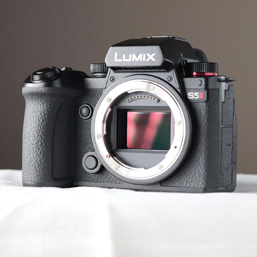 Panasonic Lumix S5 II