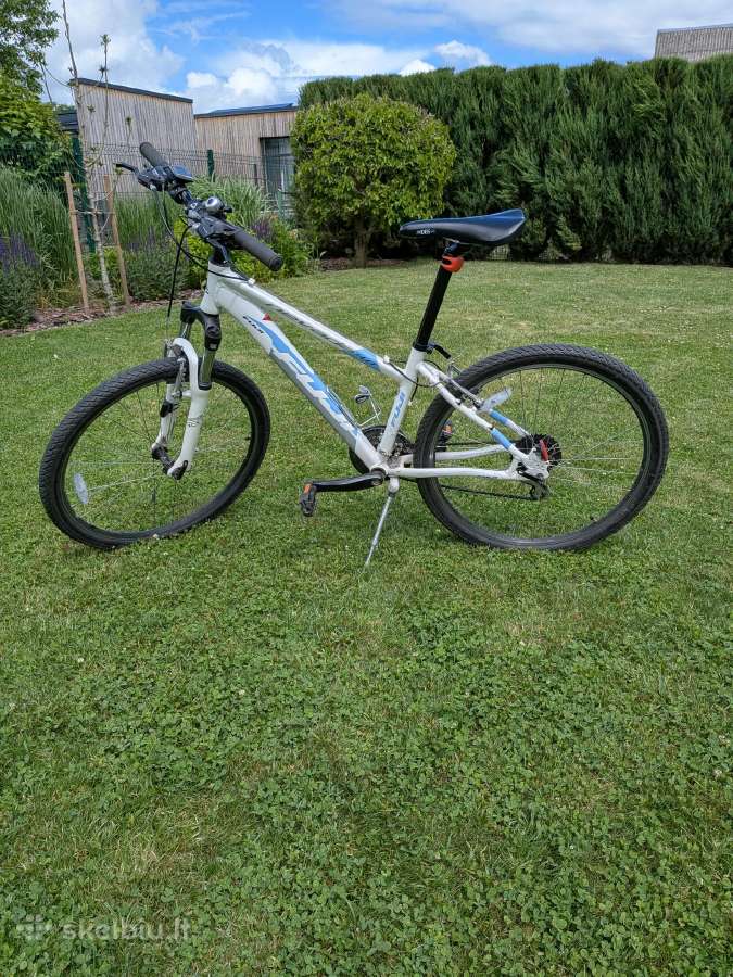 Fuji Nevada 4.0 su dokumentais