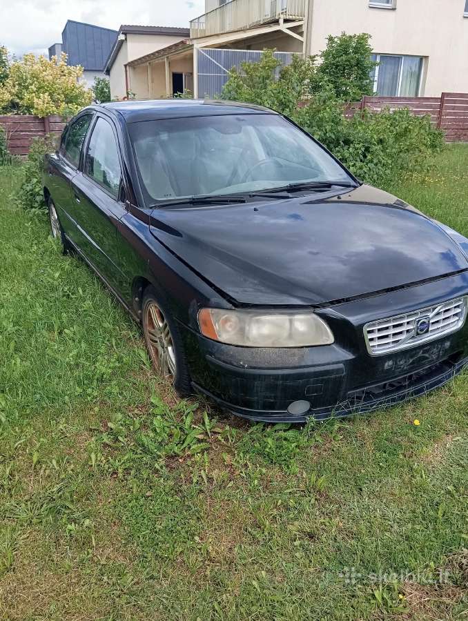 Volvo dalimis