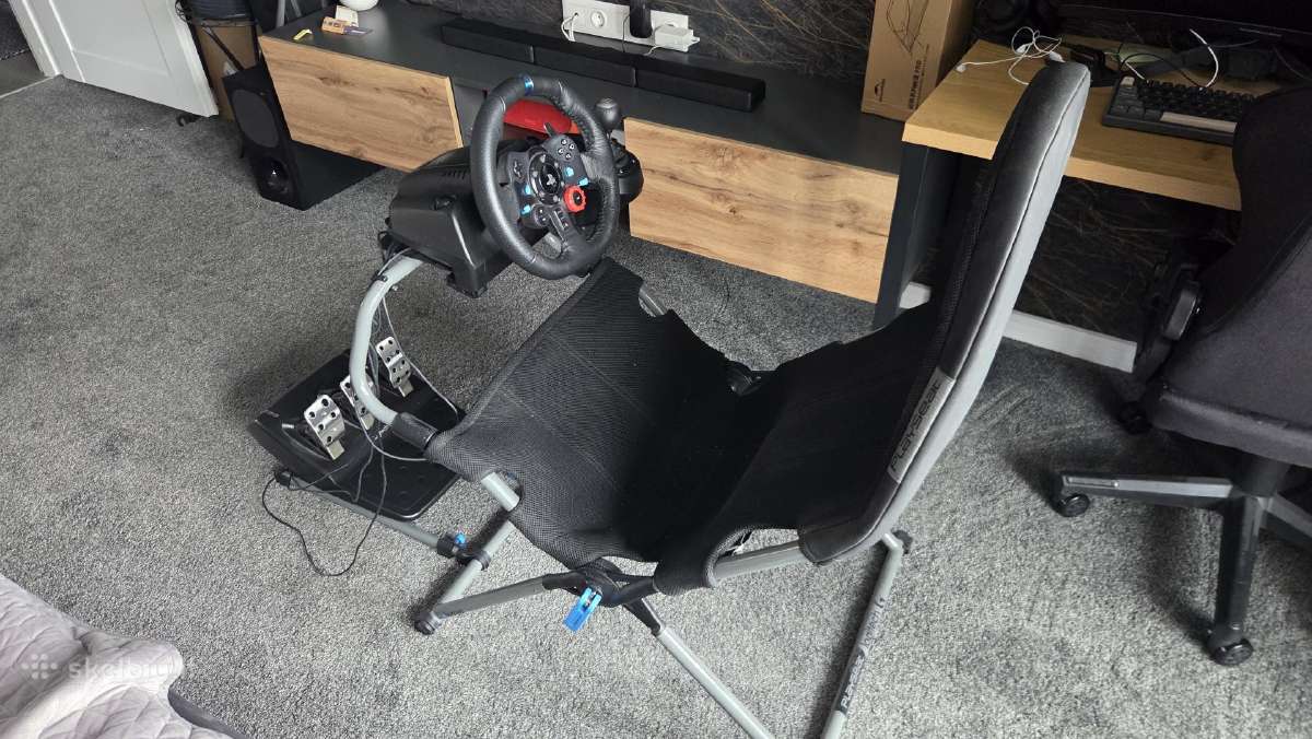 Logitech playseat challenge x + logitech g29