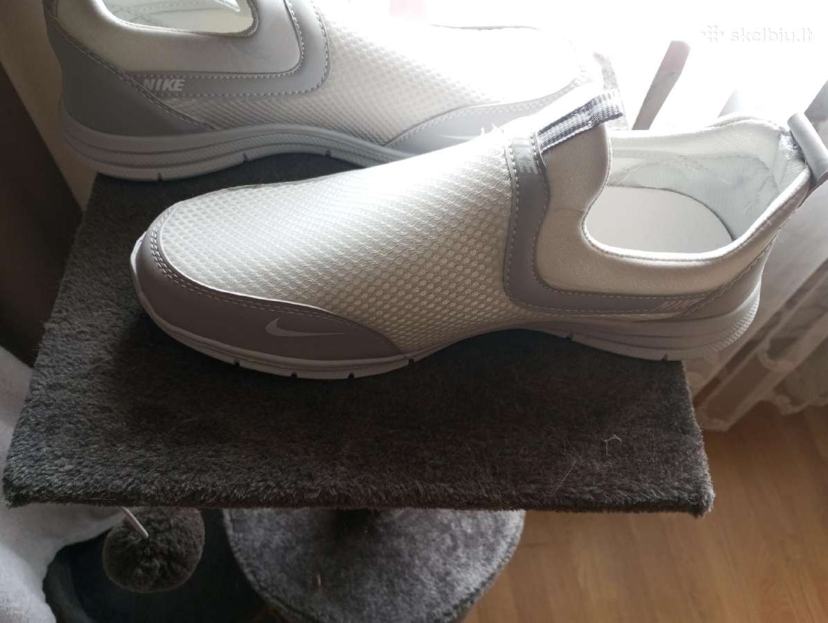 Vyriški labai lengvi kedai