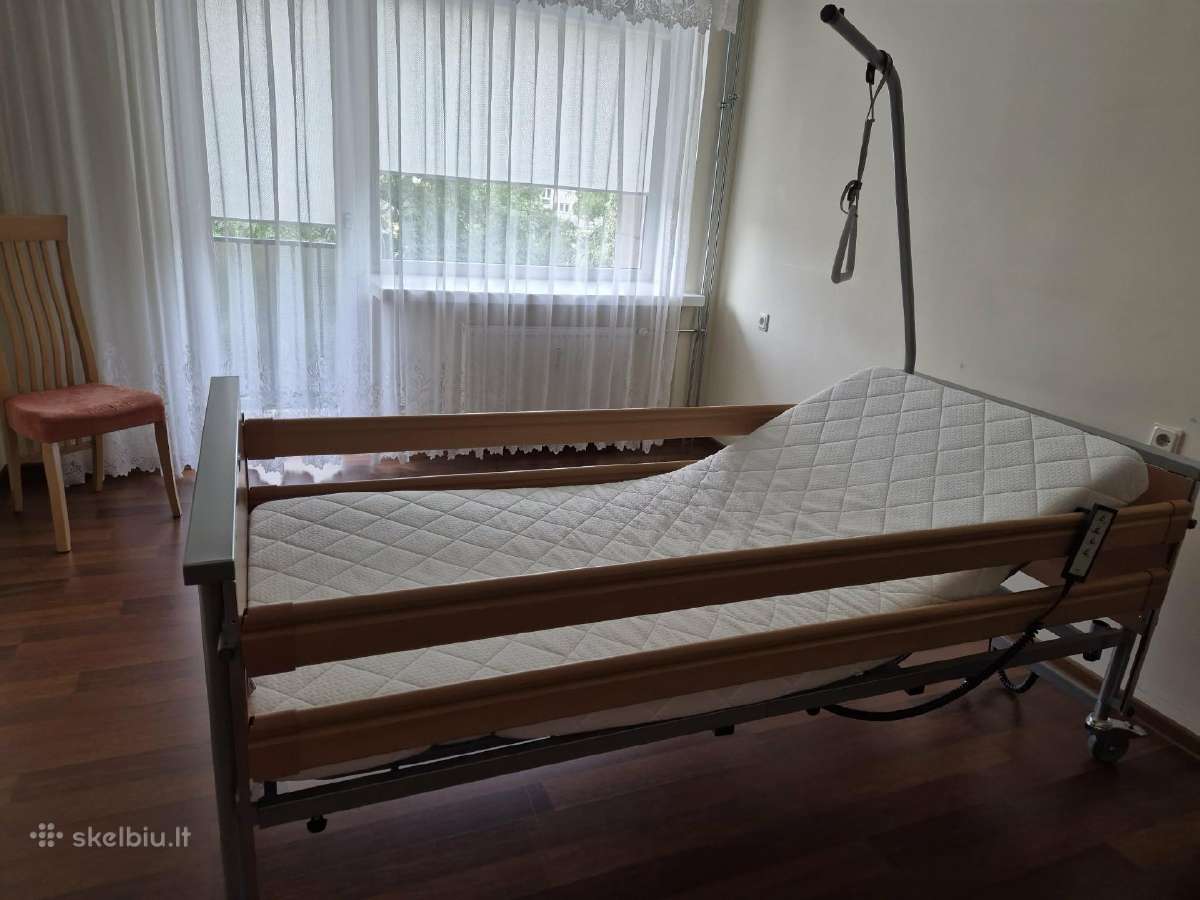Elektrinė funkcinė lova su čiužiniu