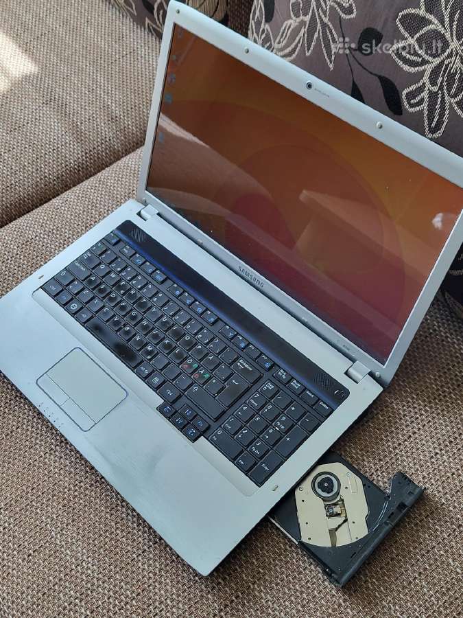 Samsung Np R730