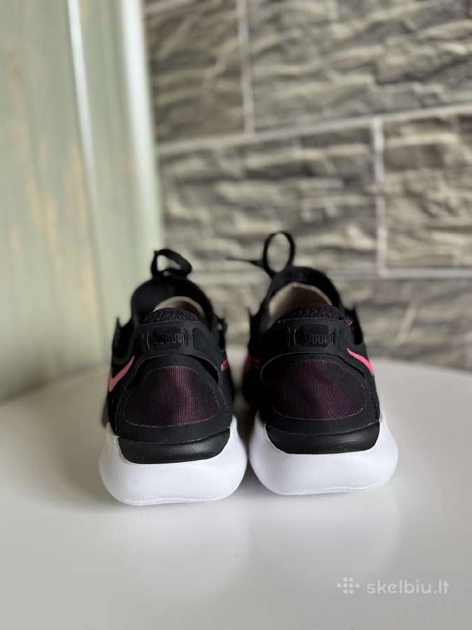 Nike kedai - nuotraukos Nr. 3