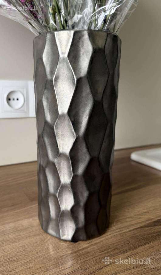 Tobula pilka Origami vaza - nuotraukos Nr. 2