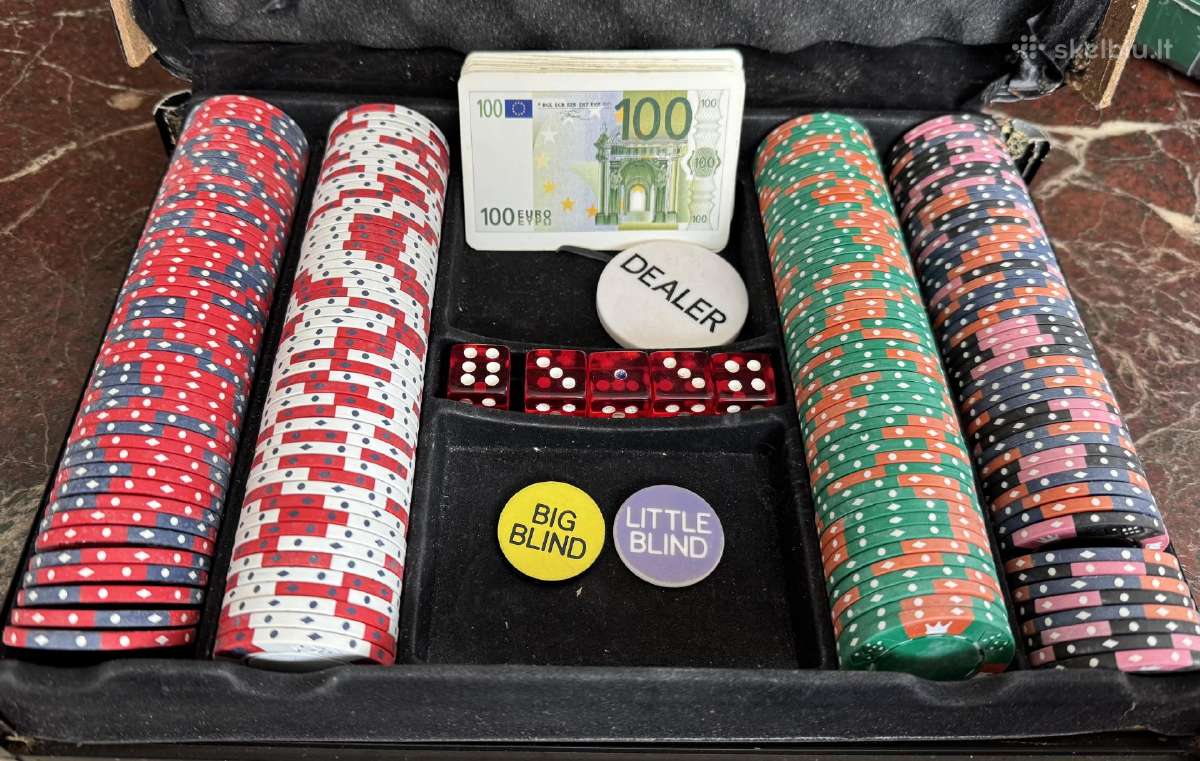 Stalo žaidimas Pokeris.