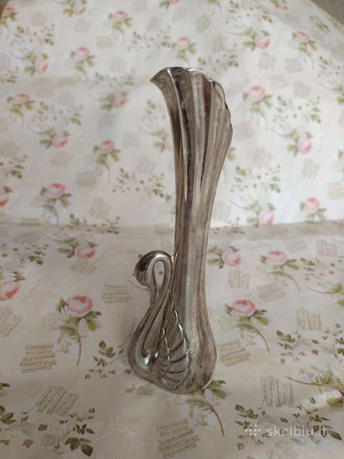 Sidabruota Art Deco vazelė