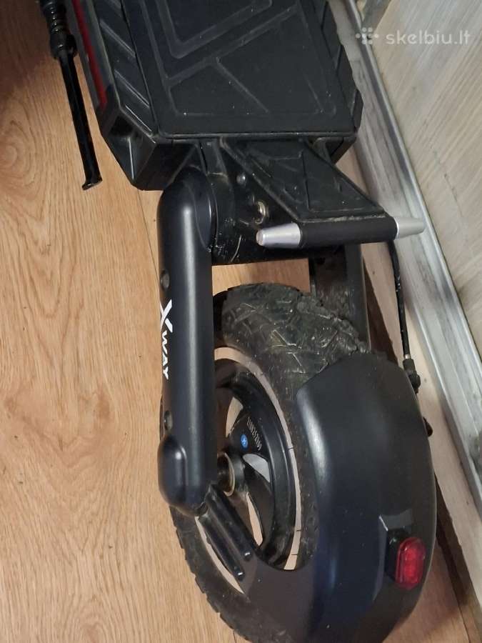 Greitas ir galingas Beaster Scooter Bsxway elektr
