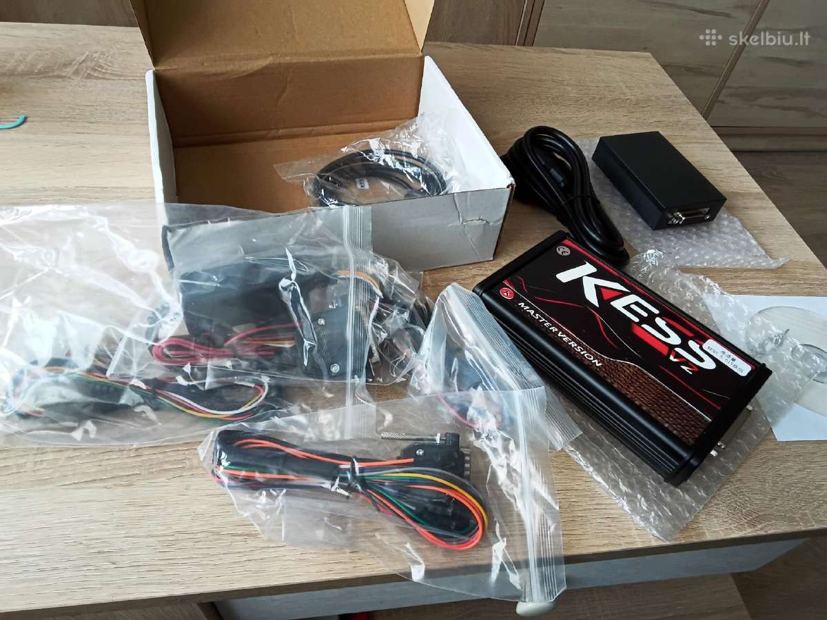 Lengvųjų ir sunkvežimių Ecu programatorius