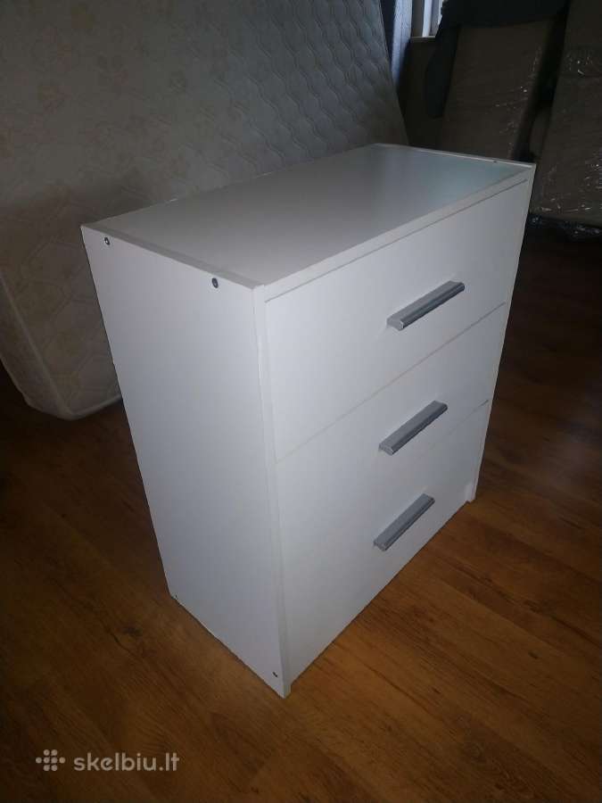 Komoda spintelė su stačiais ikea