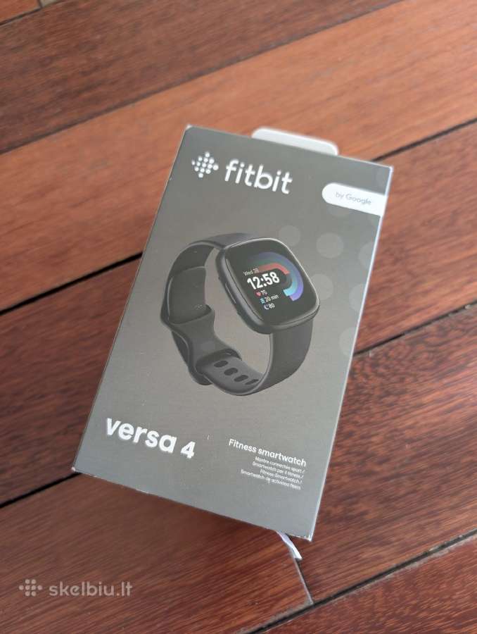 Fitbit Versa 4
