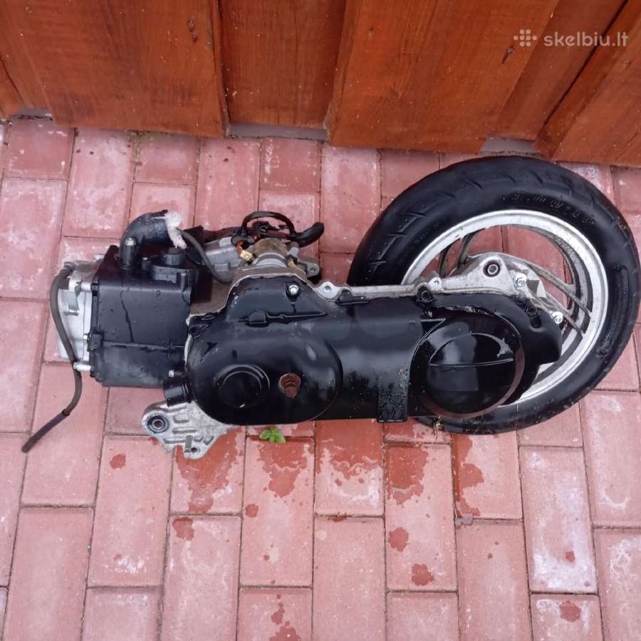 Motorolerio variklis