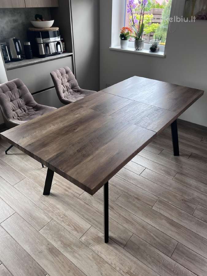 Valgomas stalas 140 x 85 cm su kėdėmis 4 vnt.