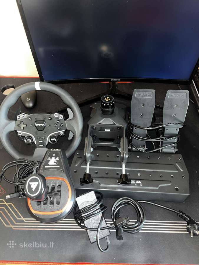 Moza R3 + Thrustmaster Shifteris