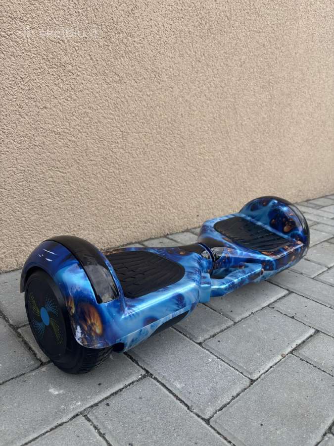Galaxy spalvos riedis su bluetooth