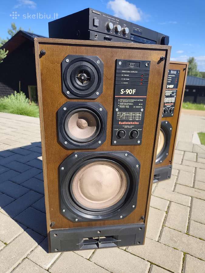 S90f kolonėlės su Technik stiprintuvu
