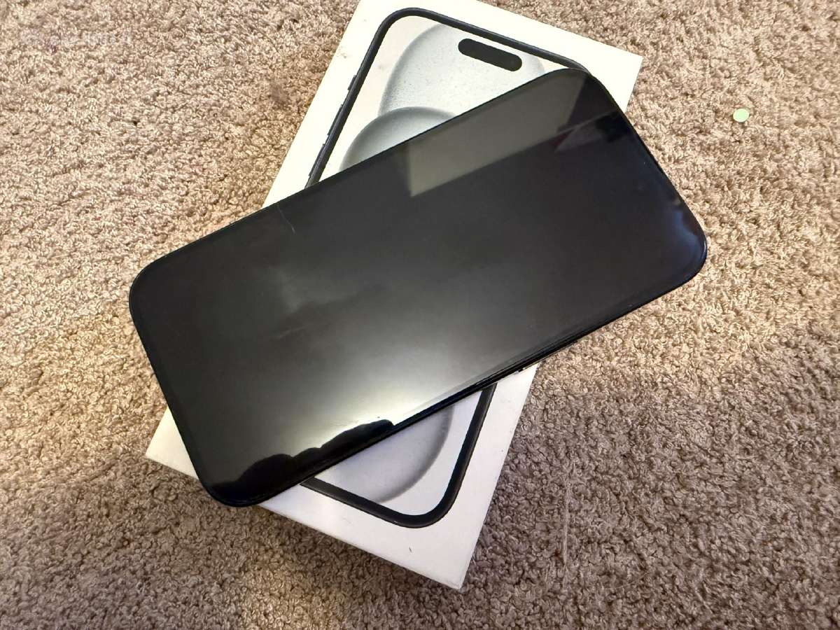 iPhone 15 128gb
