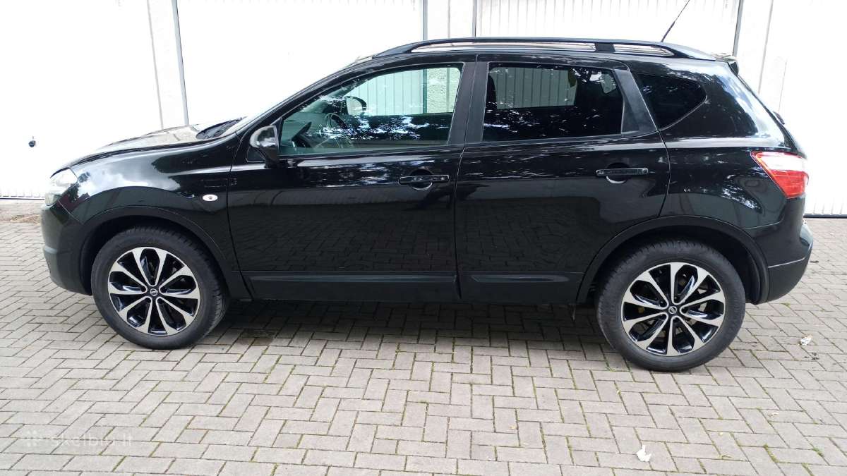 Nissan Qashqai 1.6 l dyzelis , 96 Kw , 2013 m.