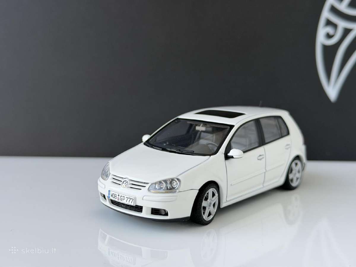 VW Golf V 1:43