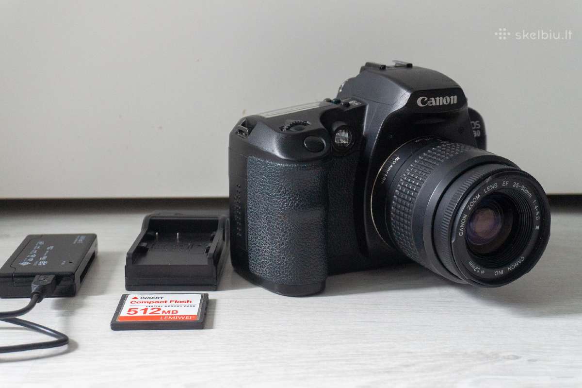 Canon d30 fotoaparatas