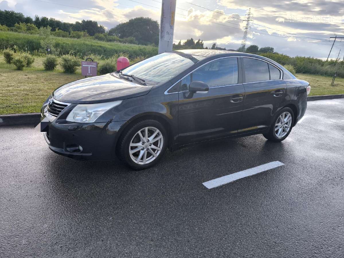 Tayota Avensis - nuotraukos Nr. 2