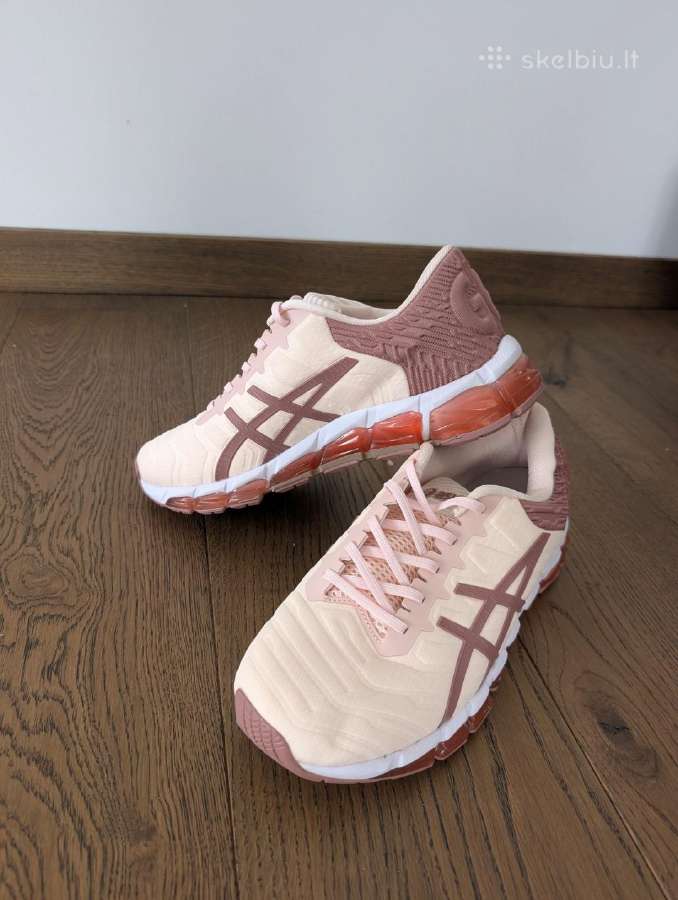 Nauji moteriški Asics 39.5 dydžio kedai 250mm