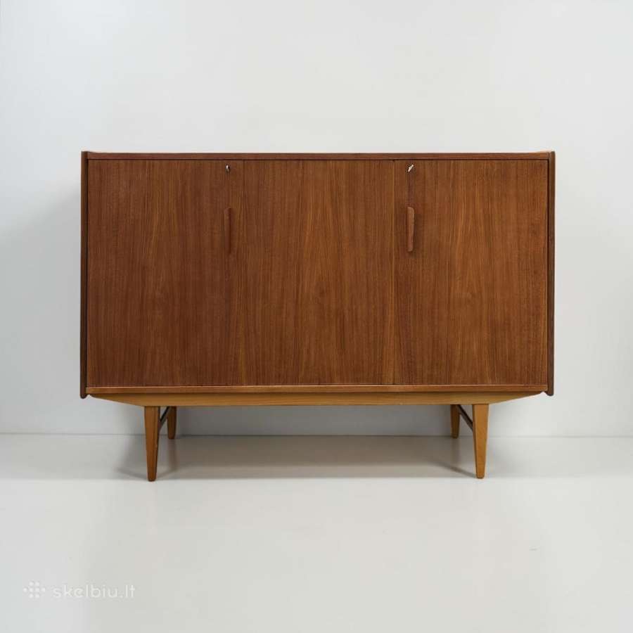 Mid Century tikmedžio komoda