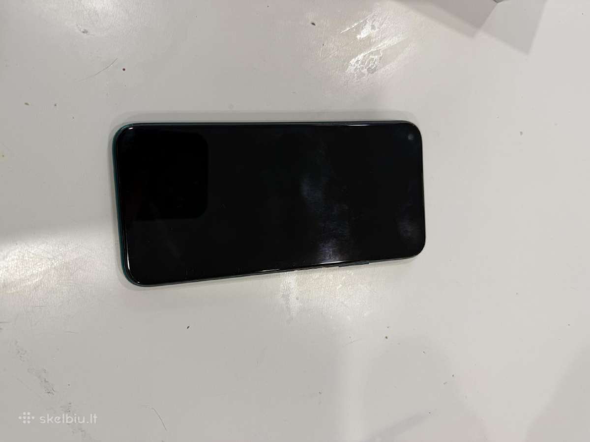 Parduodamas Huawei P40 lite