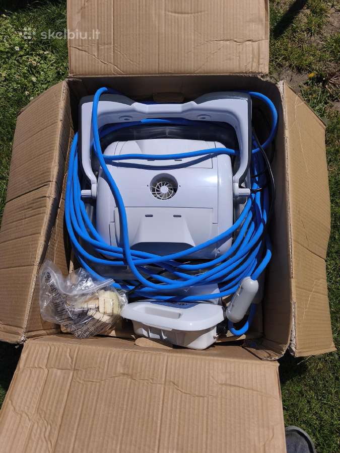 Baseino robotas sienom ir dugnui valyti