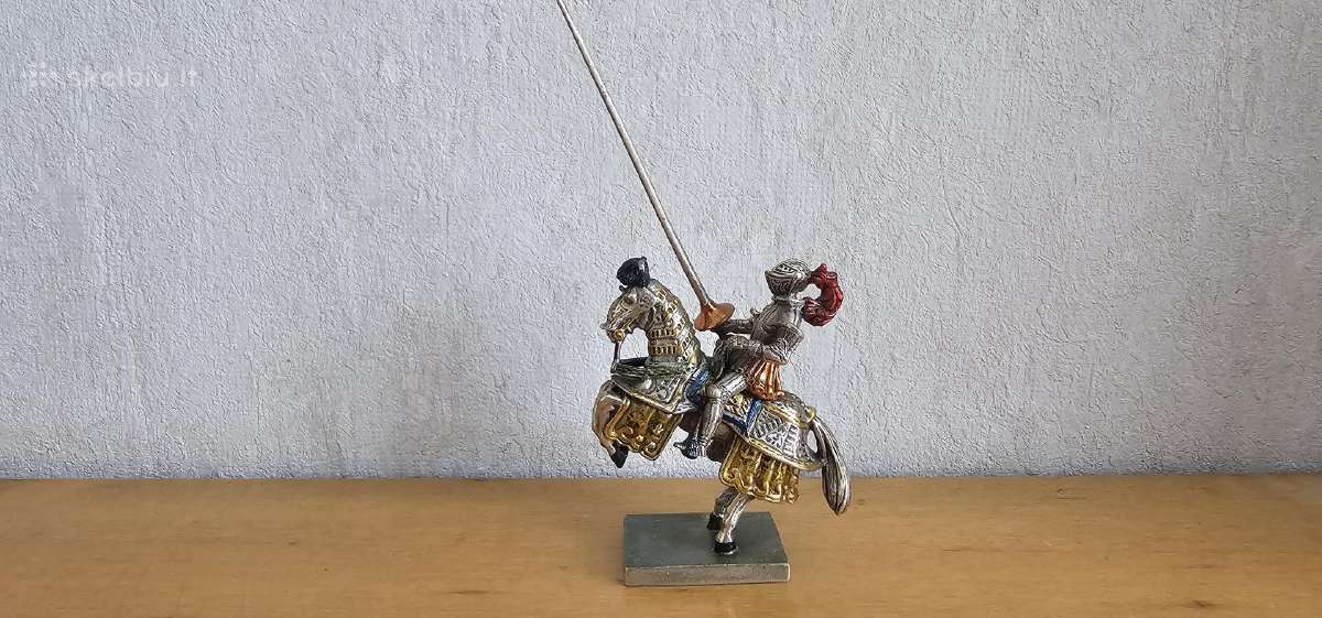 Sidabrine dekoracija - Riteris