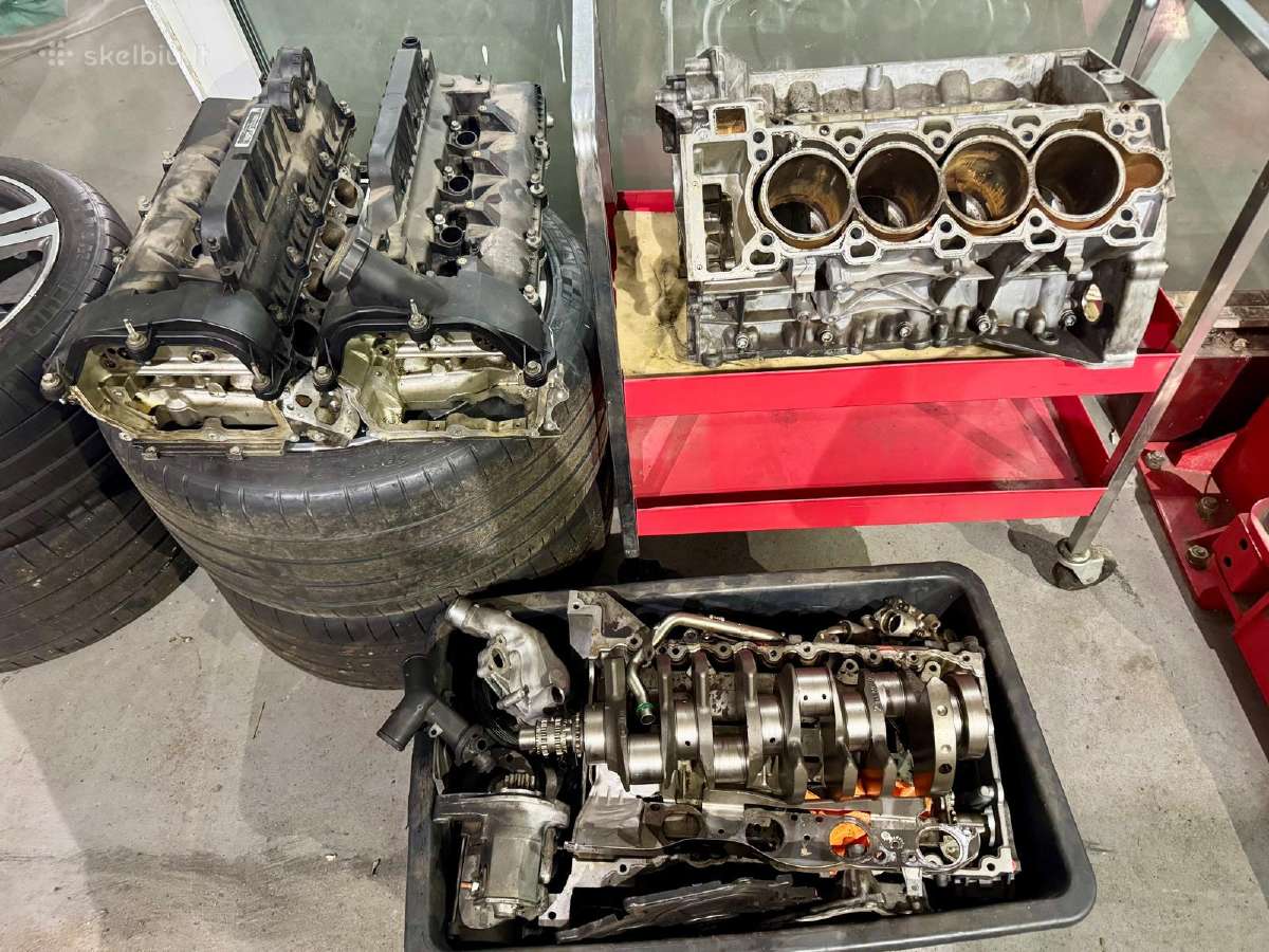 Range Rover L322 5.0l benzin variklis