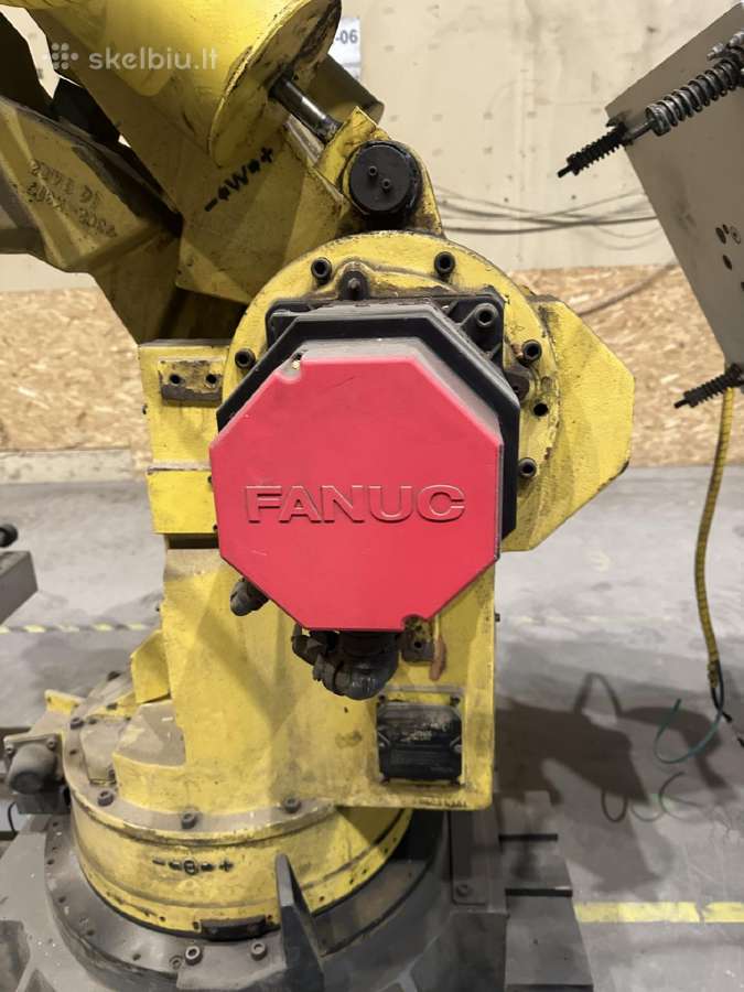 Robotas Fanuc S-420f su valdymo spinta - nuotraukos Nr. 3