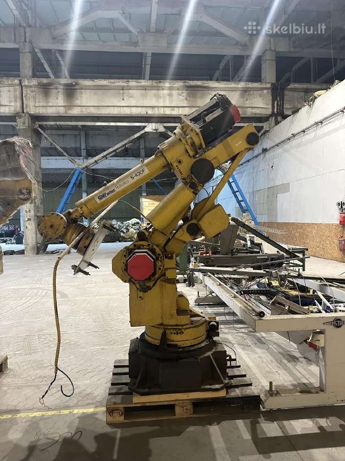 Robotas Fanuc S-420f su valdymo spinta - nuotraukos Nr. 4